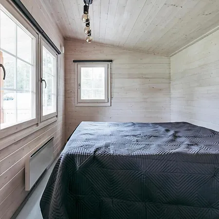 Semesterbostad Aapeli Iso By Interhome Inhantehtaat