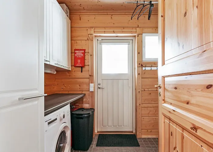 Aapeli Iso By Interhome