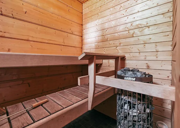 Aapeli Iso By Interhome Inhantehtaat